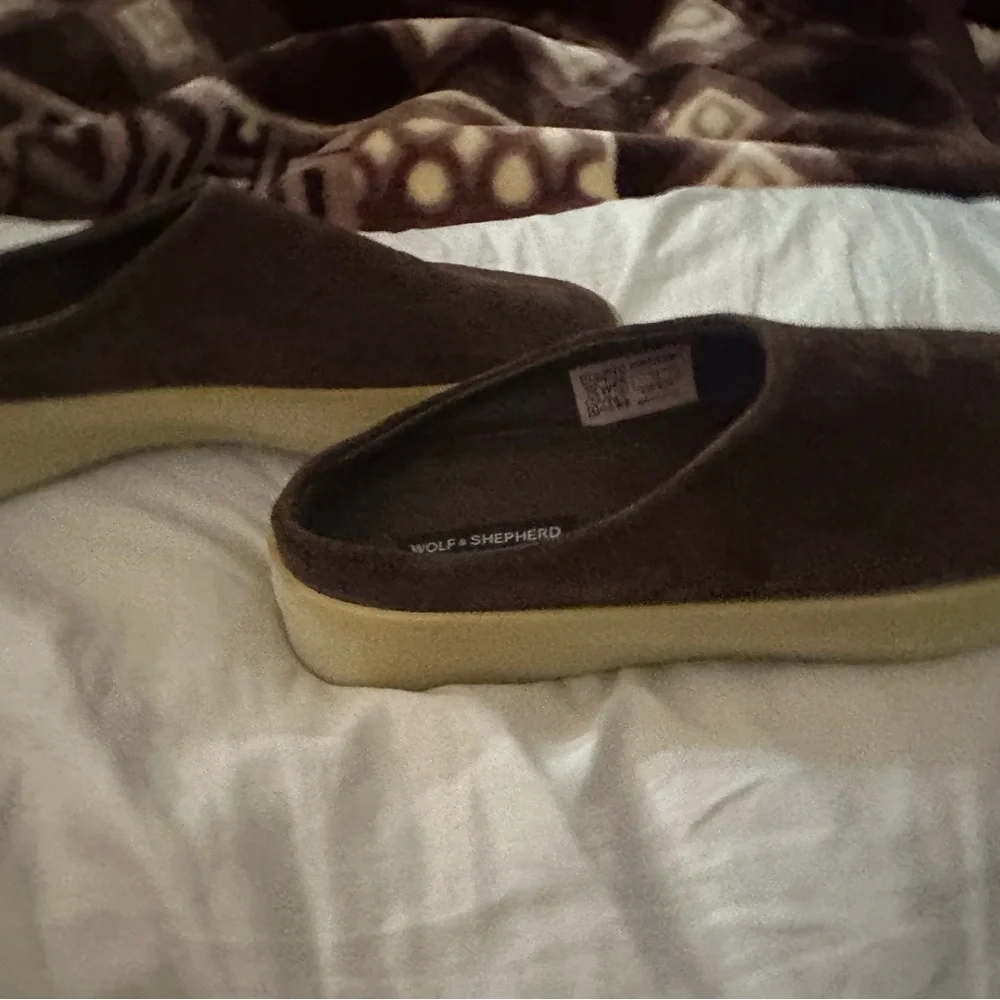 Wolf & Shepherd Men's Brown Suede Slip-On Loafers